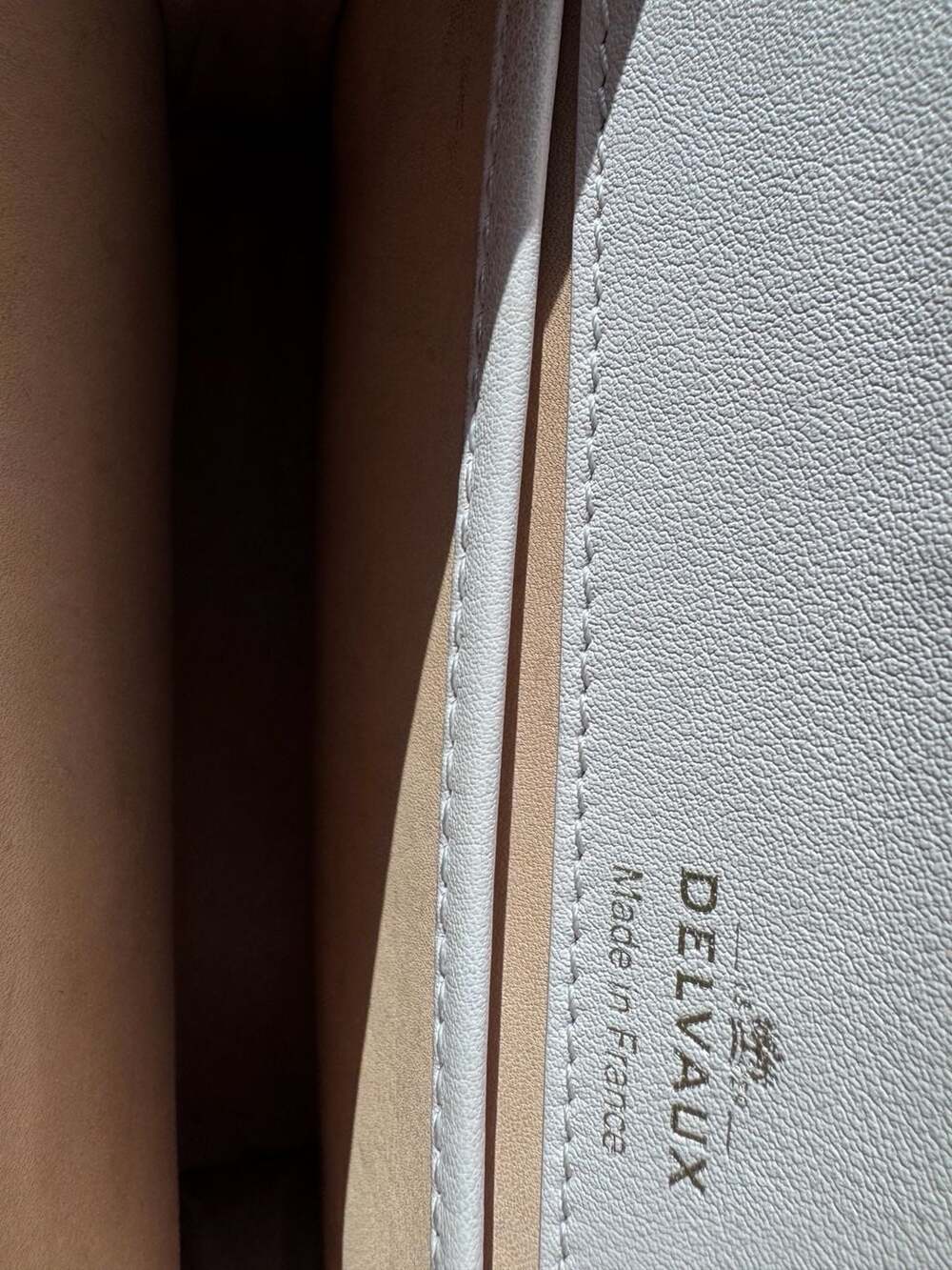 Delvaux Tempête Chain Shoulder Bag – Blush Pink Calfskin | Authentic | Made in F - Picture 12 of 13